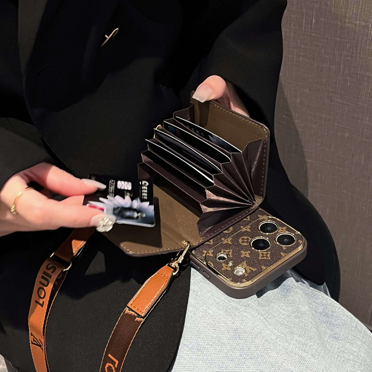 Refined GG iPhone Case With Wallet And Crossbody Strap For iPhone 17 Series-CYGG008